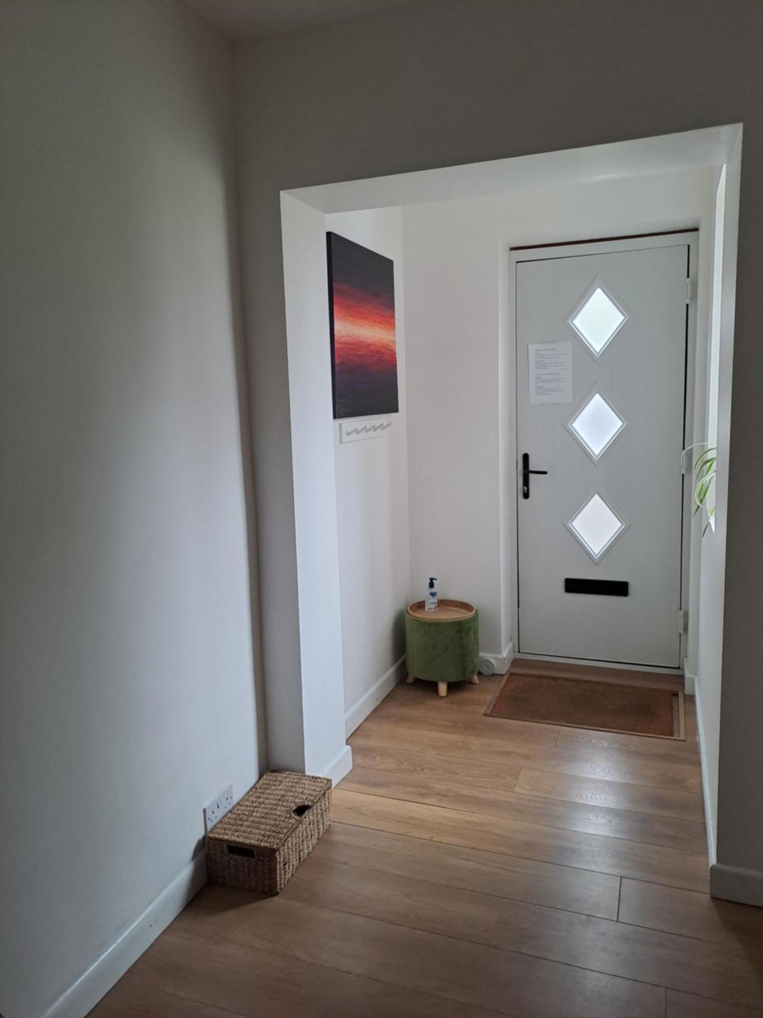 Апартаменты Quiet Comfortable Patcham Studio Free Parking Hallway Shared With Host Брайтонн Экстерьер фото